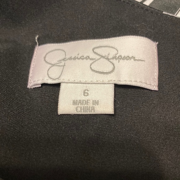 Jessica Simpson One Shoulder Flutter Sleeve Dress - Picture 4 of 6